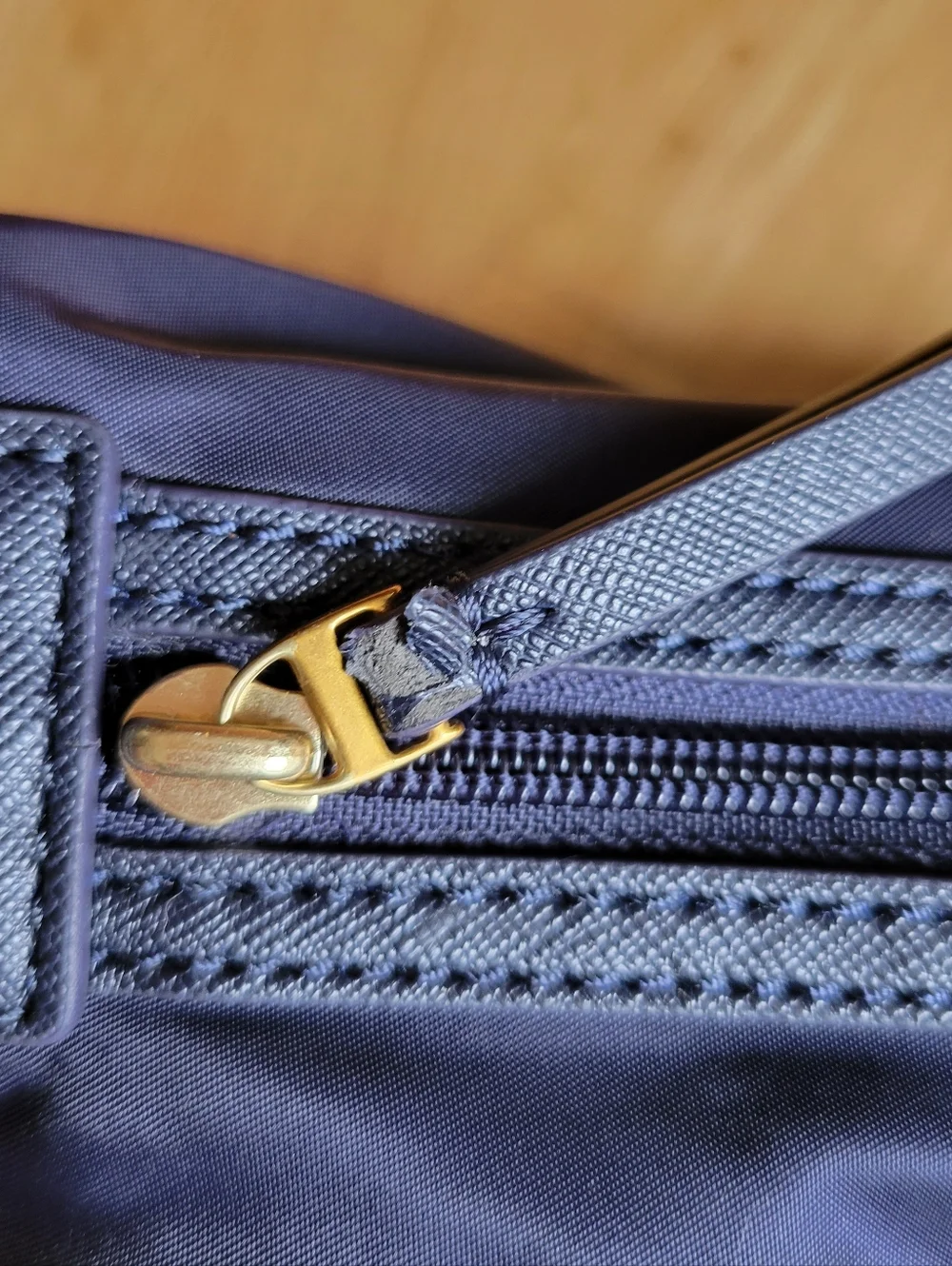 Tory Burch Tilda Nylon Slouchy Satchel Tote Purse Bag Handbag Navy Blue